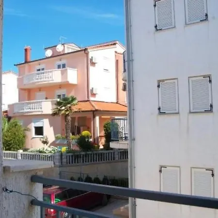 Apartment Olivia, Seaside In Medulin, Croatia *